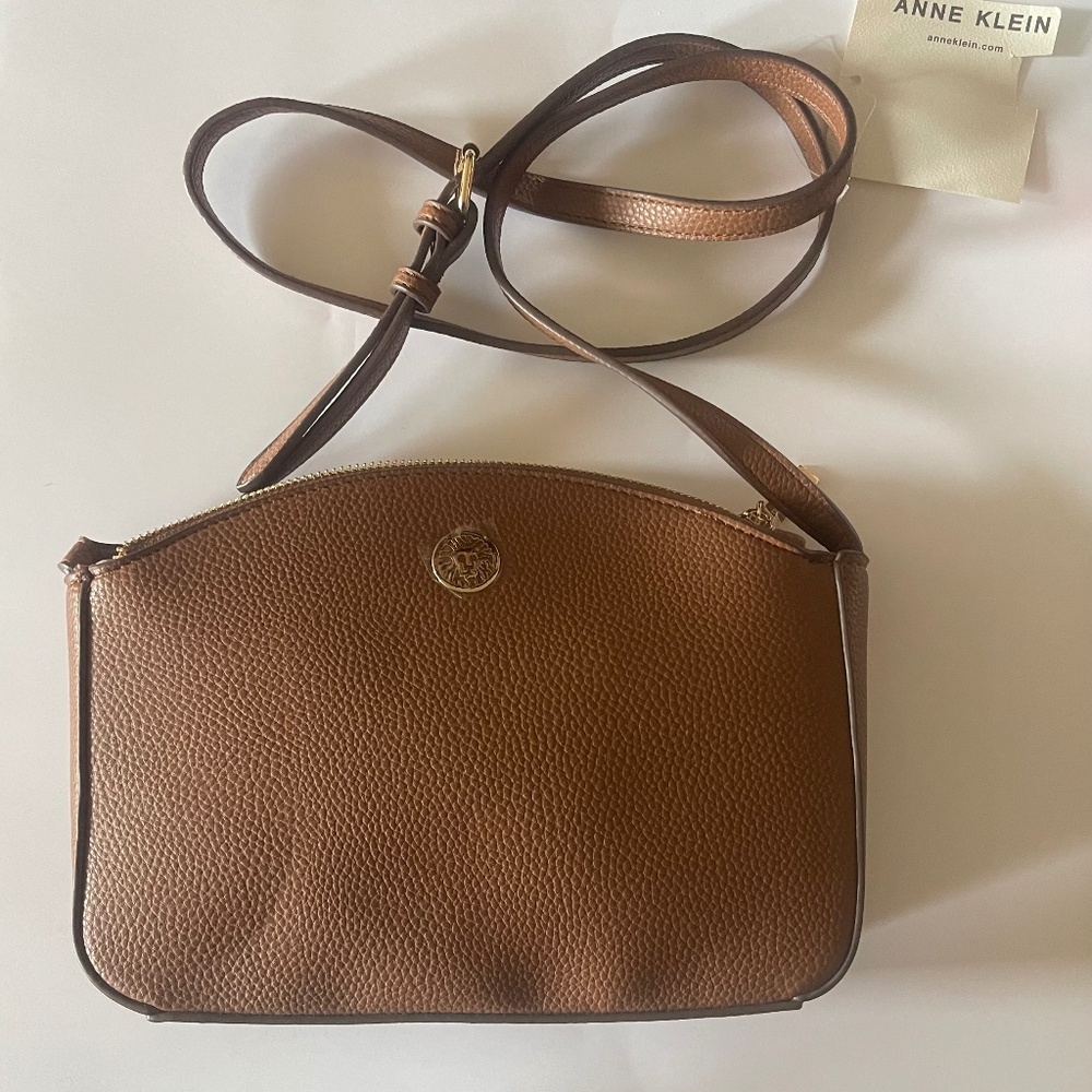 Anne Klein Dome Crossbody bag in Chestnut. Brand New